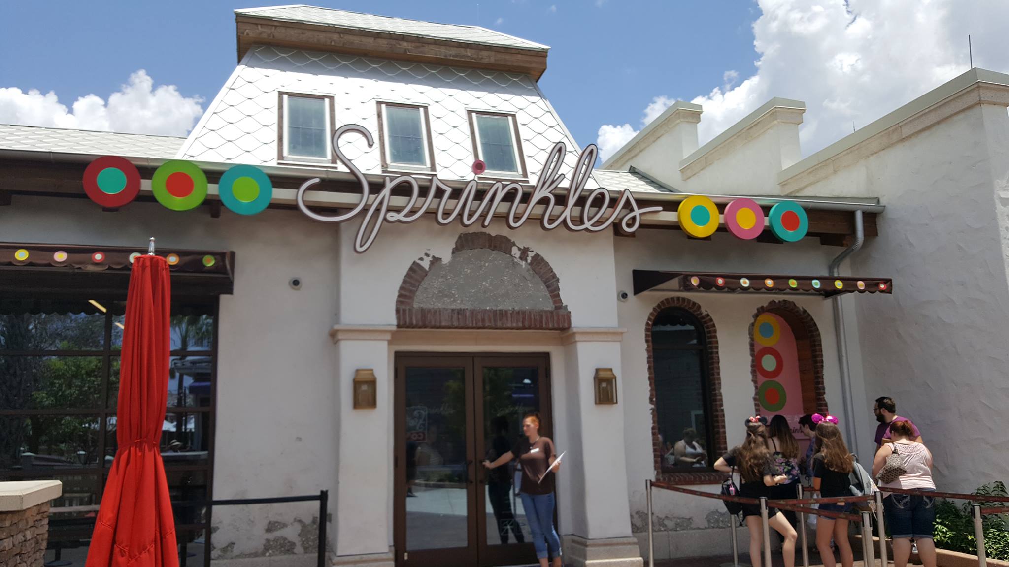 Is a Sprinkles coming to Disneyland Downtown Disney?