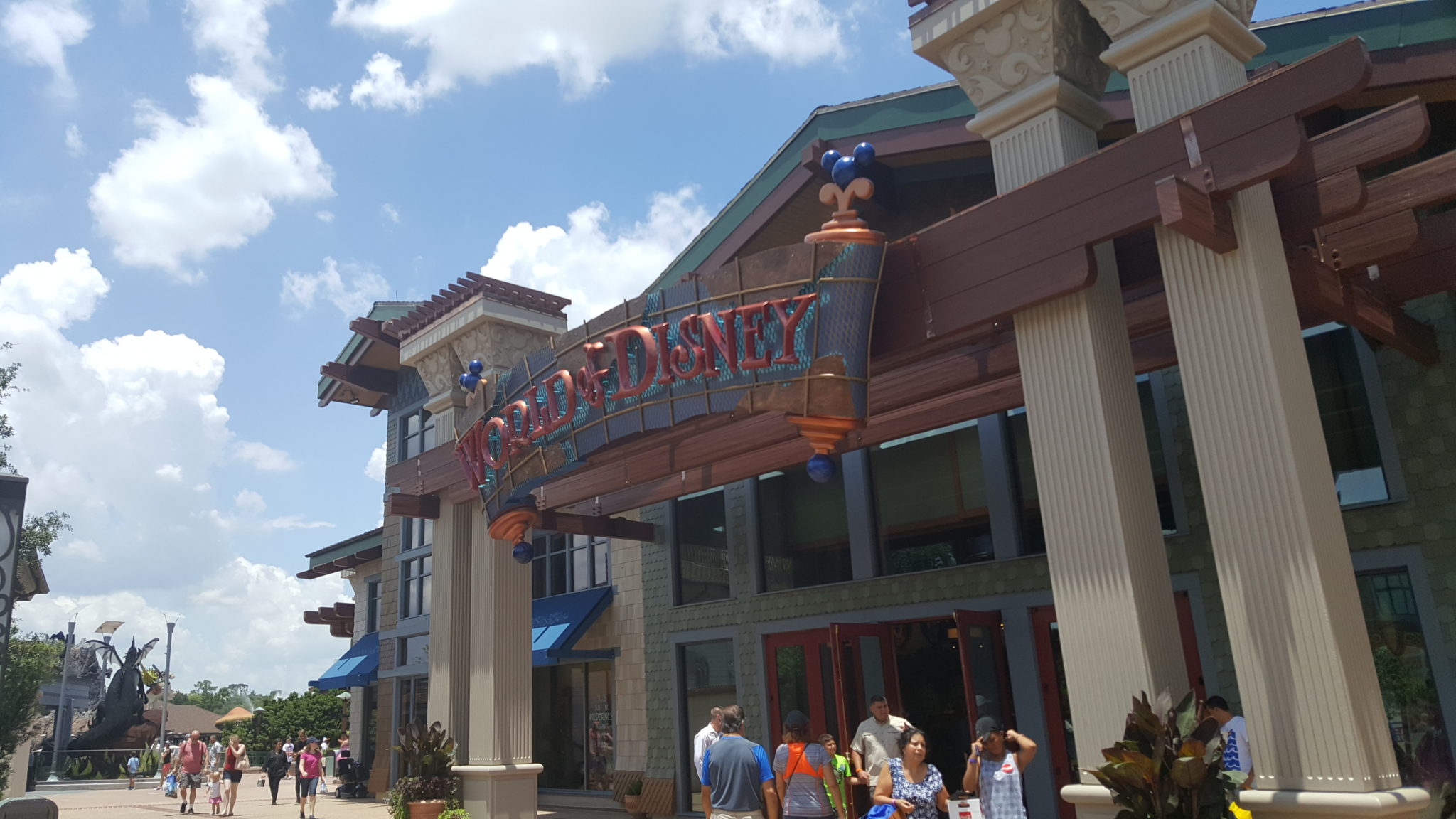 Is World of Disney in Disney Springs getting a character Meet & Greet location?