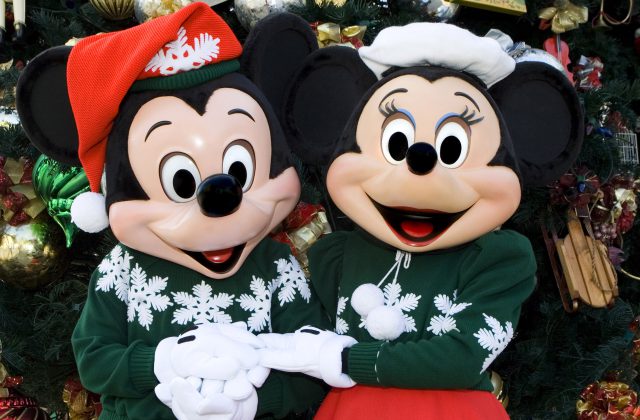 Mickey & Friends Photobomb Family Holiday Portraits