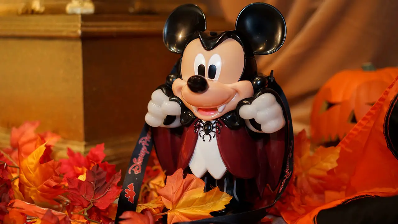 A Guide to Frightfully Delicious Eats During Halloween Time at the Disneyland Resort