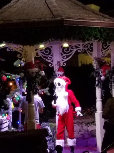 Review of First Mickey's Very Merry Christmas Party 2016