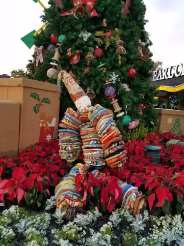 Check Out The New Christmas Holiday Experiences At Disney Springs 2016