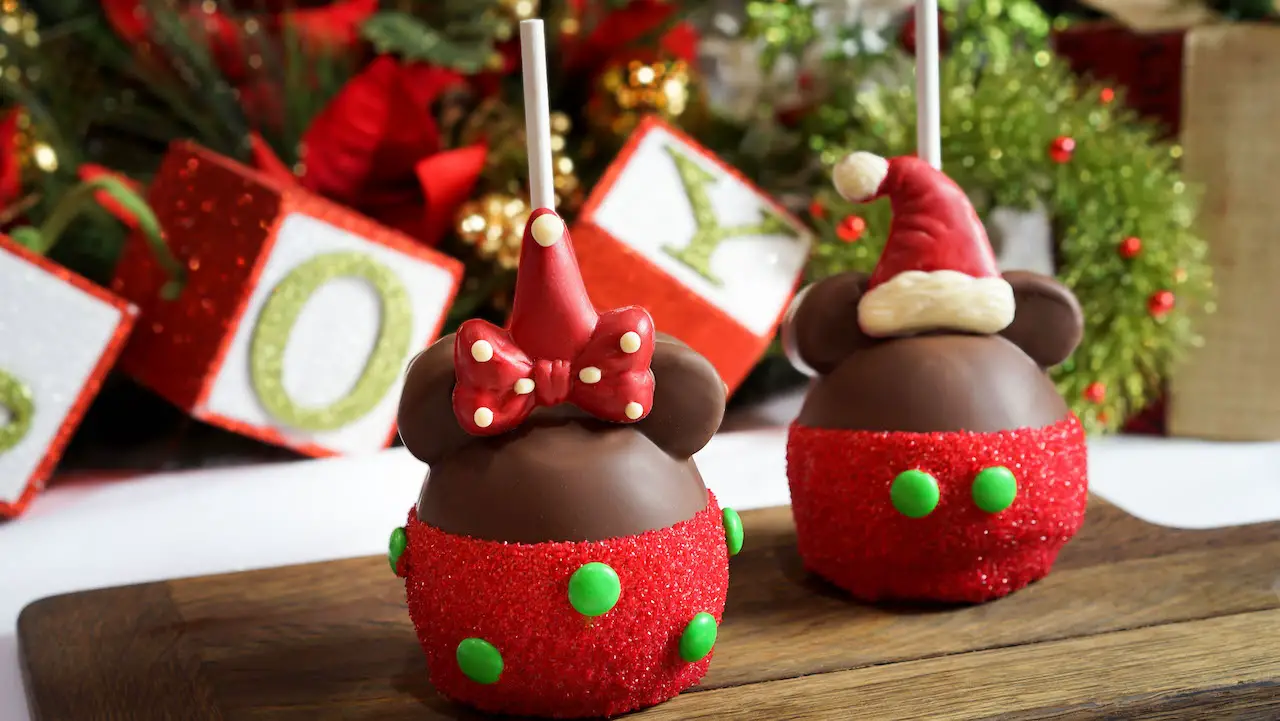The Ultimate Guide to Holiday Eats and Treats at the Disneyland Resort
