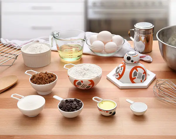 The Star Wars BB-8 Measuring Cup Set is Rolling into a Kitchen Near You