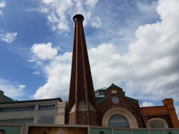 New Signage for The Edison in Disney Springs Indicates Late 2017 Opening