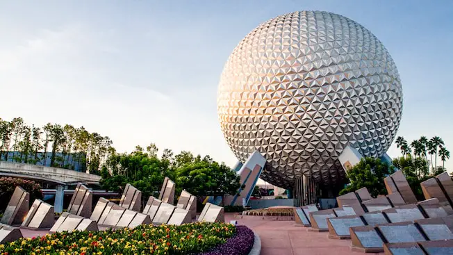Check out the UnDISCOVERed  Future World Tour at Epcot