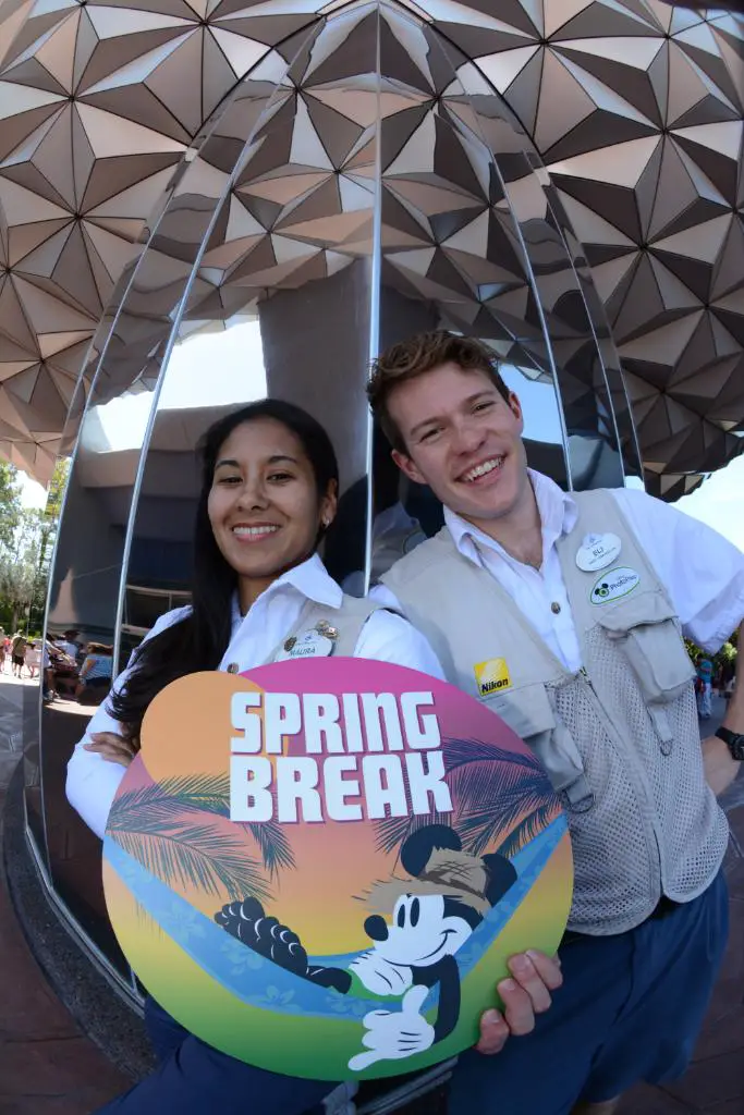 Spring Break Photo Op Available at Epcot