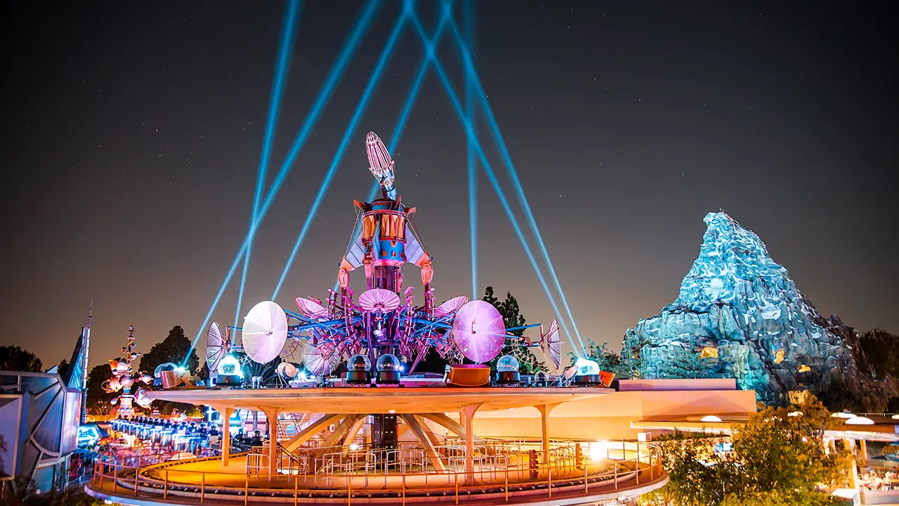 More Details Released on Disneyland’s New Skyline Lounge