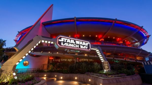 Complimentary Star Wars Buttons Available at Disneyland October 7 