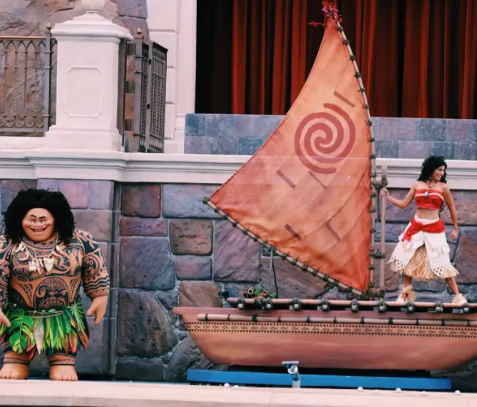Maui from “Moana” Made His First Appearance at Shanghai Disneyland