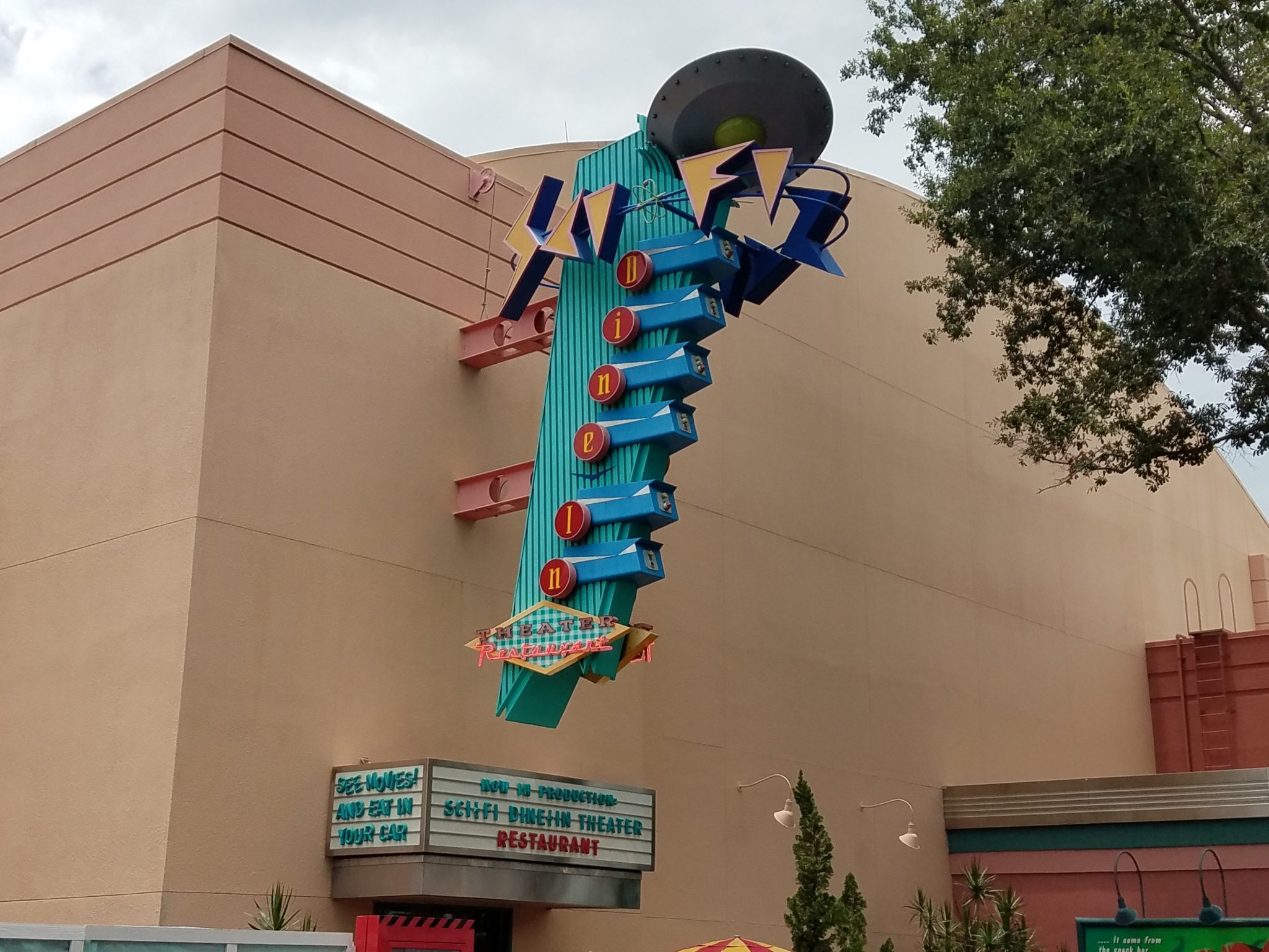 Drive In for Sci-fi Dine In Theater’s New Menu Items