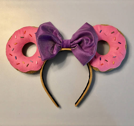 Do Not Miss These Fabulous Donut Minnie Mouse Ears | Chip and Company