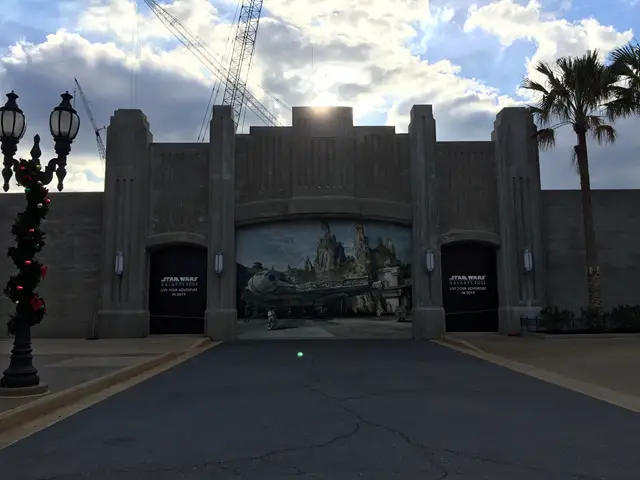Take a Closer Look at the Entrance to Star Wars: Galaxy’s Edge at Hollywood Studios