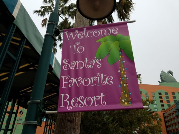 Walking Photo Tour of Swan & Dolphin Resort Holiday Decorations