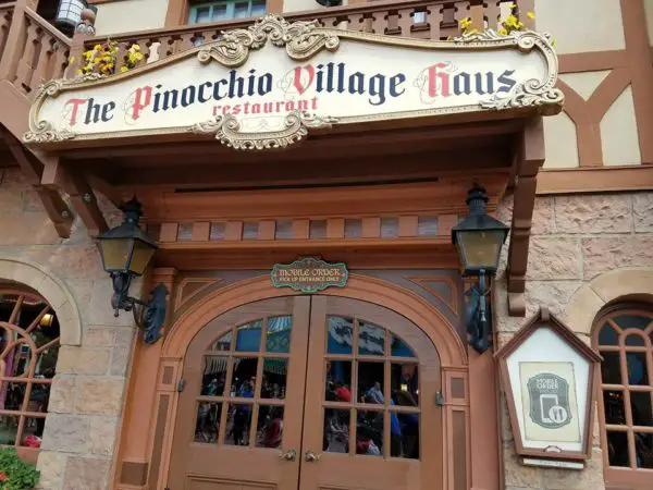 Pinocchio Village Haus Introduces October's Flatbread of the Month