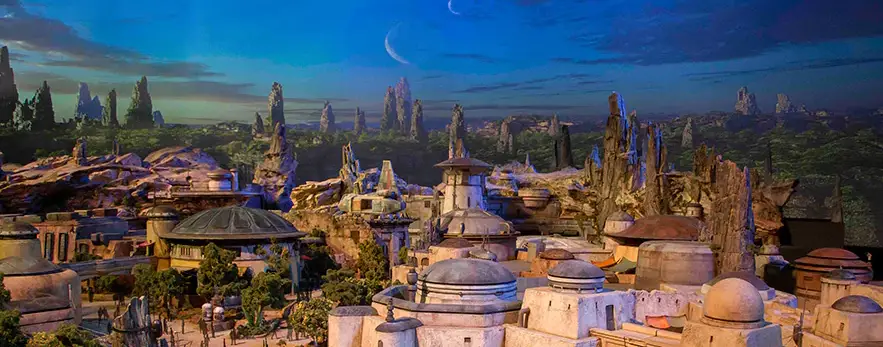 How to Guarantee a Spot at Star Wars: Galaxy’s Edge Opening Day