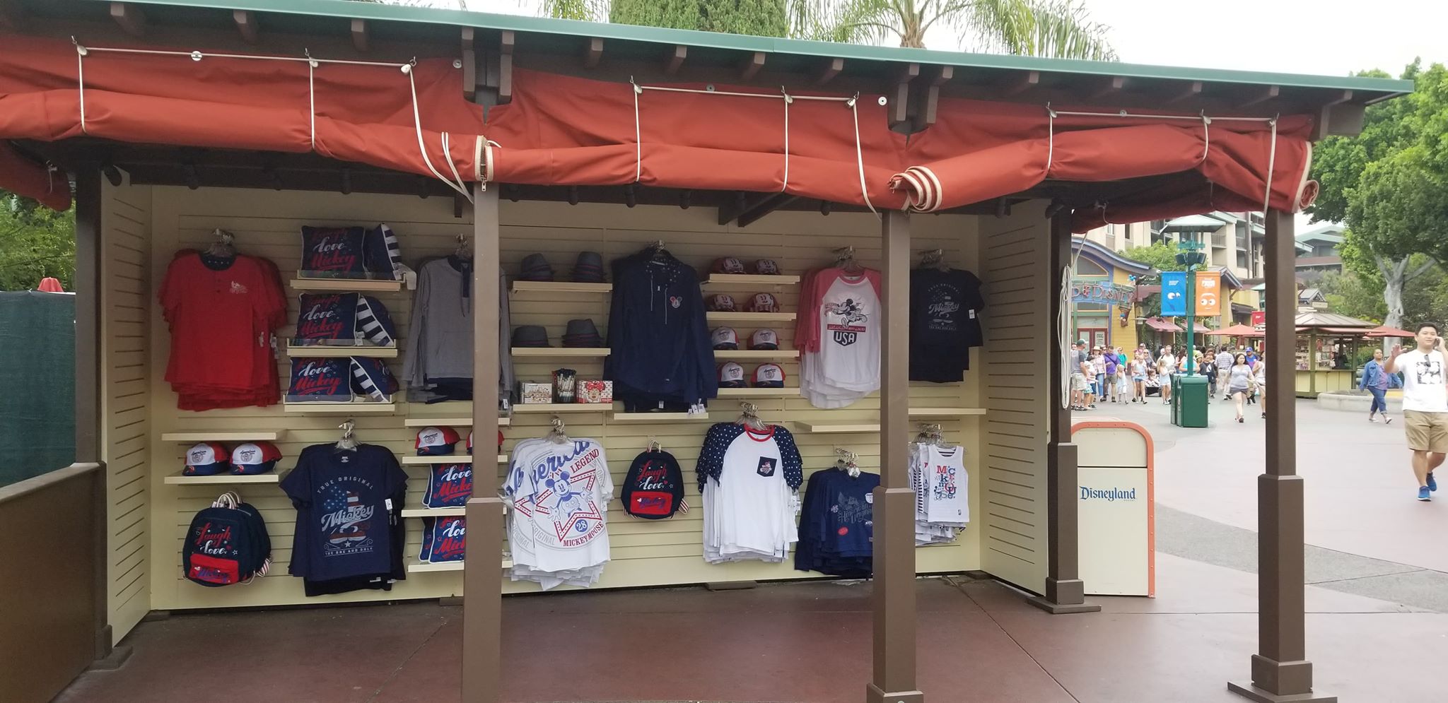 World of Disney Too Kiosk is Open at The Disneyland Resort