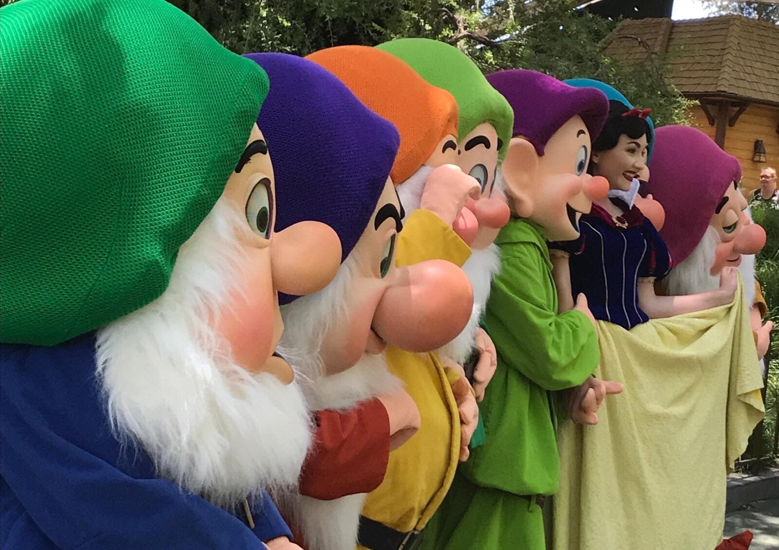 Snow White and The Seven Dwarfs Make Rare Appearance at Disneyland Resort