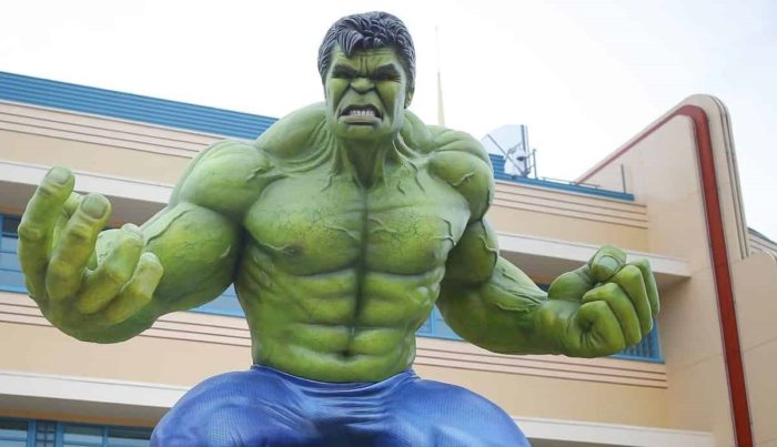 Two-Year-Old's Reaction to Seeing the Hulk Goes Viral | Chip and Company