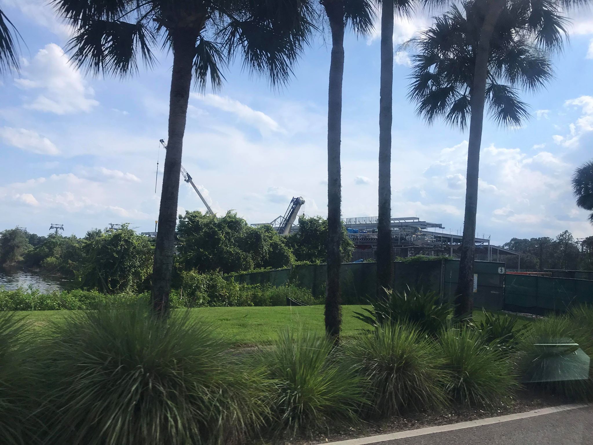 Update: Caribbean Beach Skyliner Construction Photos