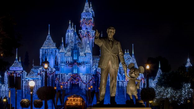 Holidays at the Disneyland Resort Returns November 9 through January 6