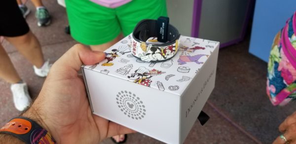 New Dooney And Bourke Epcot Food and Wine Festival MagicBand
