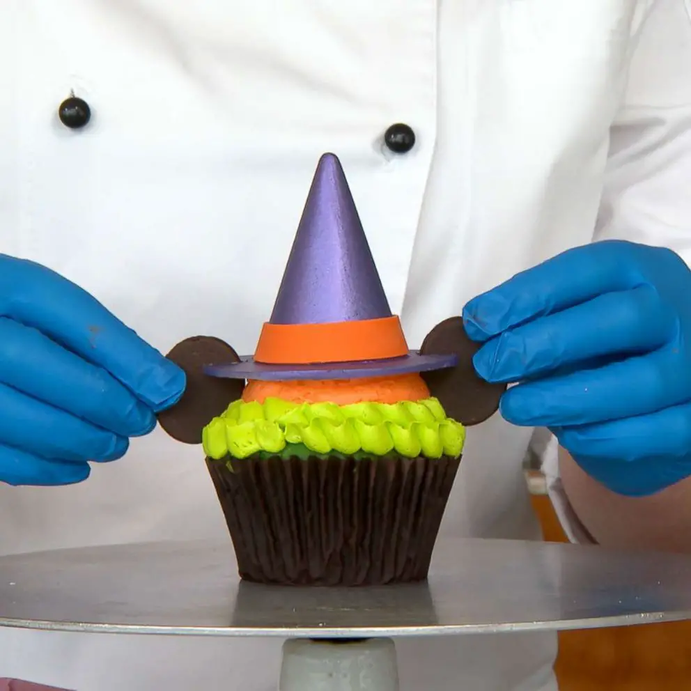VIDEO: A Magical New Cupcake is Coming to Disney World but There’s a Catch!