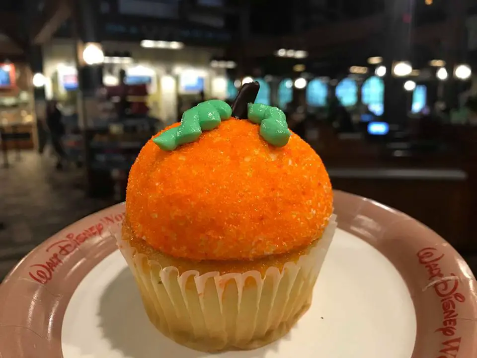 Two New Halloween-Themed Cupcakes Arrive at Port Orleans – Riverside