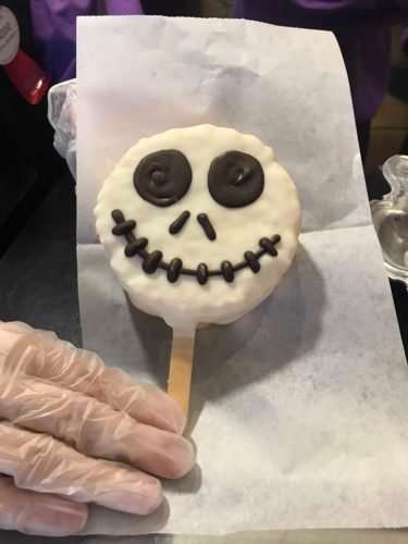 Fall-Inspired Treats At Disney's Candy Cauldron and Goofy's Candy Co
