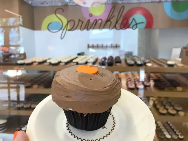 Limited Time Pumpkin Spice Latte Cupcakes At Sprinkles