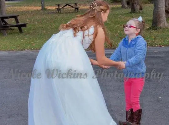 Child Mistakes Bride for Cinderella During Wedding Photo Session