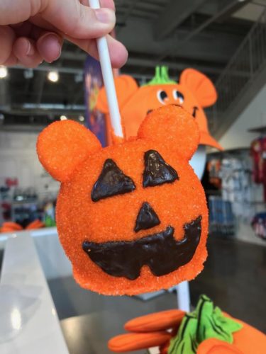 It's time for the Disney specialty Halloween apples at Goofy’s Candy Co. at Disney Springs!