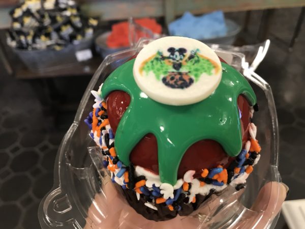 Halloween Inspired Cupcakes Arrive at The Yacht Club