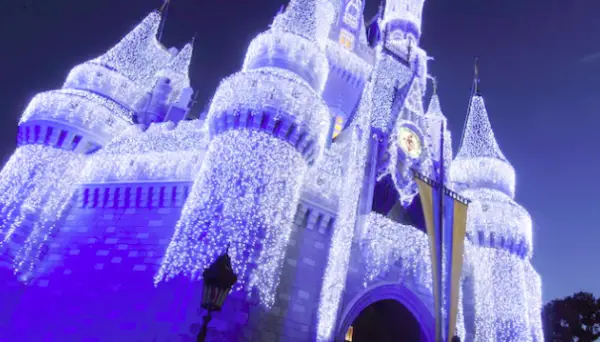 Watch as Cast Members Bring Christmas to Magic Kingdom in One Night
