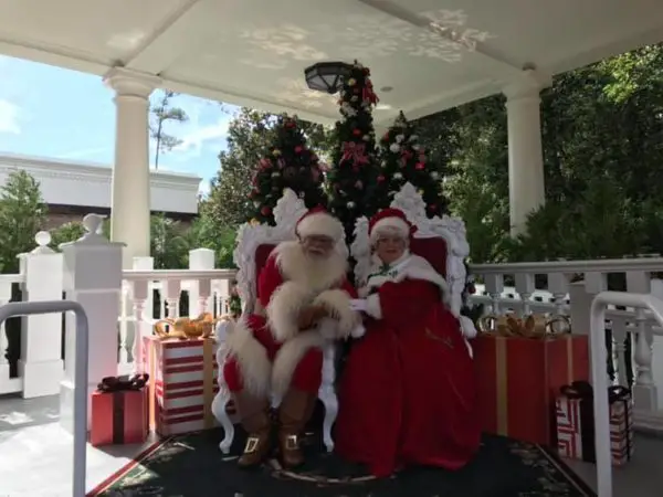 Storytelling Santas Around the World Showcase at EPCOT
