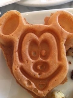 The Plaza is Now Serving Breakfast At The Magic Kingdom