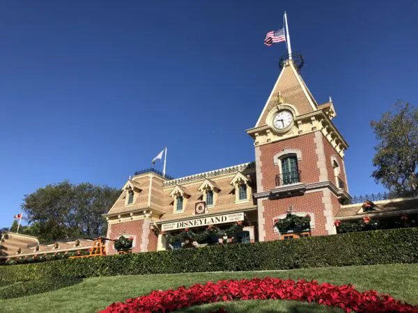 Have a First Look at Disneyland’s Magical Holiday Decorations!