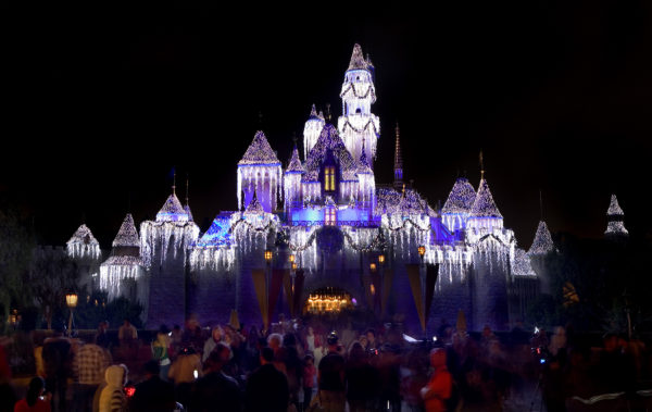 The Holidays Begin November 9, at the Disneyland Resort