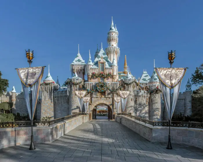 Sleeping Beauty Castle Walk Through Will Temporarily Close To Guests In   Sleeping Beautys Winter Castle 11 2018 DL.0712.C 1024x819 700x560 