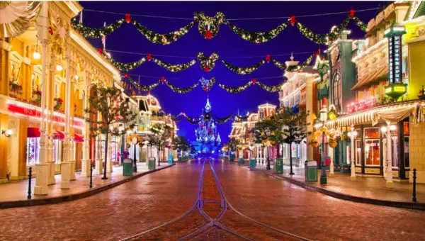 Disneyland Paris closing on October 29th with hopes of reopening before Christmas