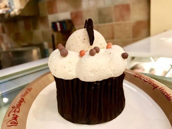 Pumpkin Pie Cupcake Pops Up at Saratoga Springs
