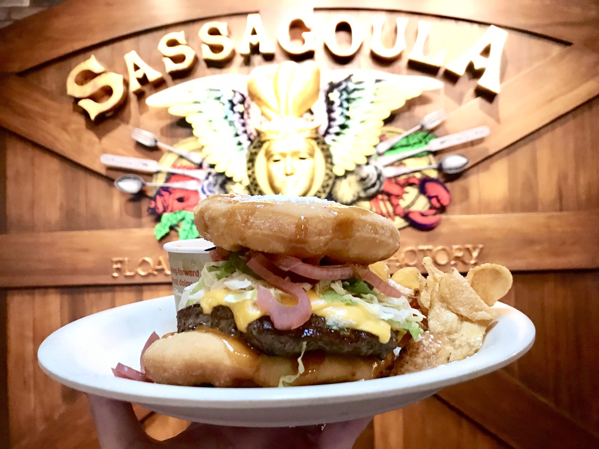 Beignet Burger is Divine – Review