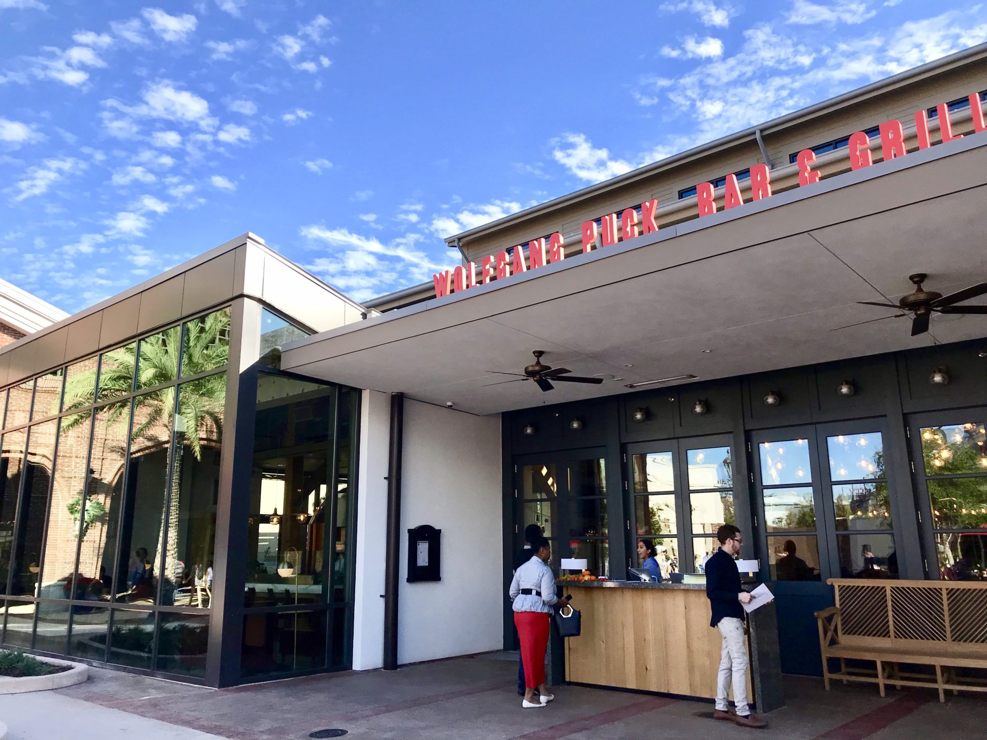 Wolfgang Puck Bar & Grill at Disney Springs – Review