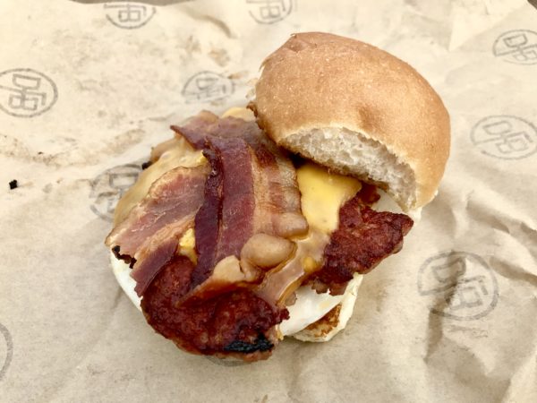 D-Luxe Burger Adds Breakfast Menu - Review