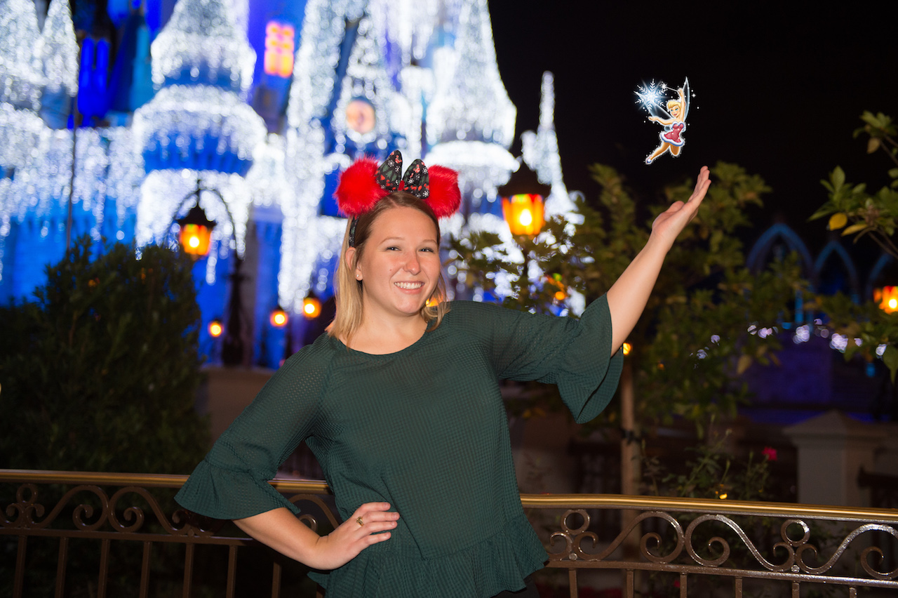 Festive PhotoPass Magic Shots During Mickey’s Very Merry Christmas Party