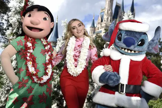 25 Days of Christmas Holiday Party from Disney Parks on Disney Channel Tonight