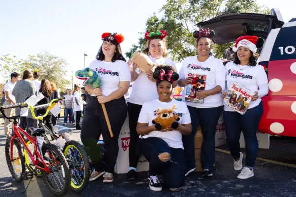 Thousands of Toys Donated by Walt Disney World Resort Cast Members Are Delivered 