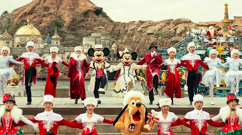 Tokyo Disney  ‘It’s Christmas time’ – A Spectacular Live Show