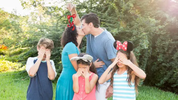 Jolly Magic Shots at Walt Disney World – A Perfect Holiday Souvenir