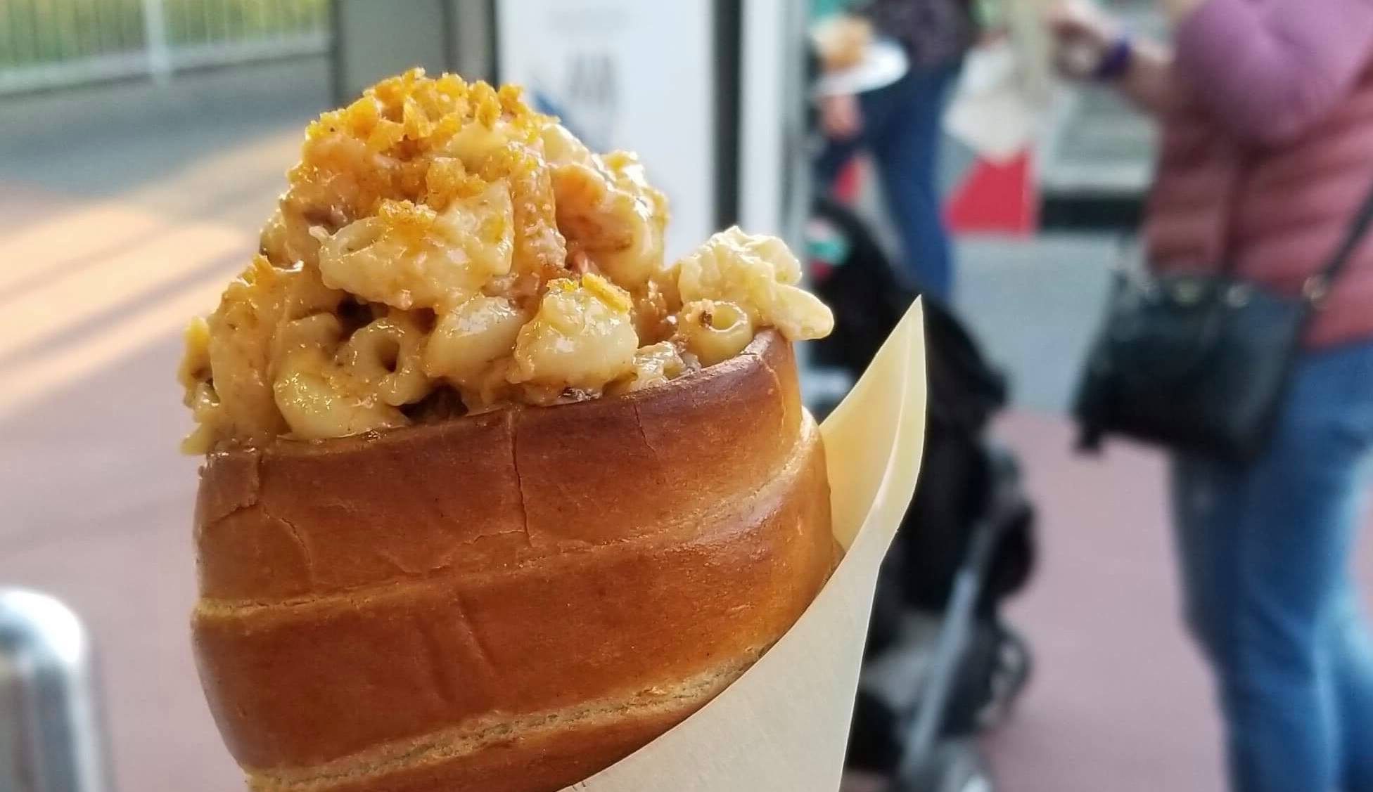 Taste Track’s Delicious Lobster Bacon Macaroni and Cheese